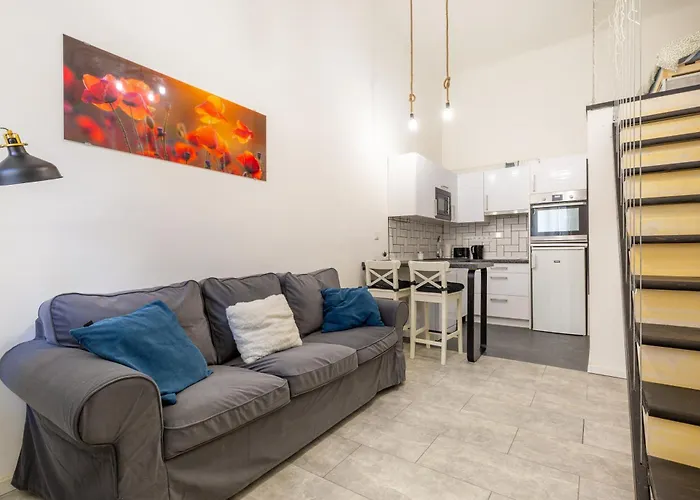 V60 Voeroesmarty Apartment